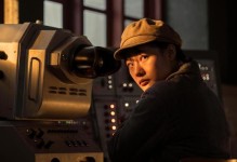 解读三体电影导演（揭秘三体电影导演的成功秘诀和创作心得）